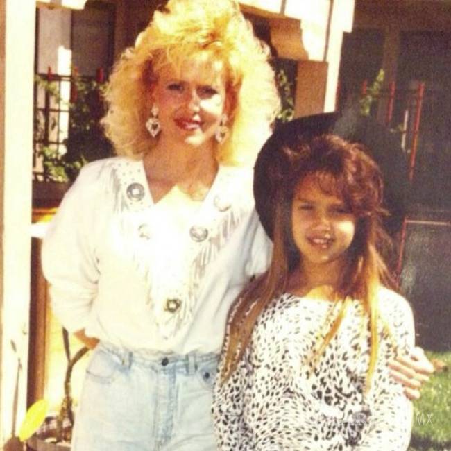 $!Famosos celebran a sus madres en su día a través de redes