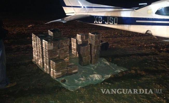 $!Aseguran avioneta cargada de cocaína en Guanajuato