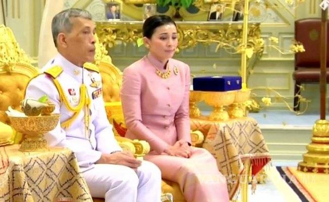 $!Rey de Tailandia se casa por sorpresa con su &quot;guardaespaldas&quot;