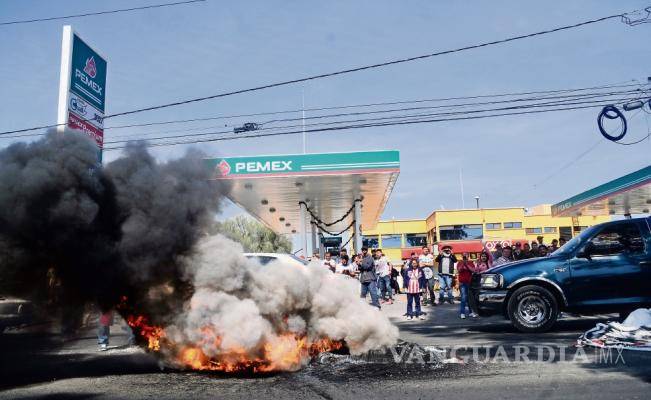 Se desborda violencia: saquean y roban gasolina