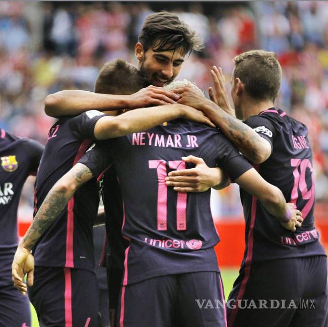 $!Sin Messi el Barcelona golea al Gijón