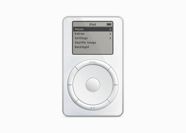 $!Este es l iPod original, que fue lanzado el 23 de octubre de 2001, fue el primer reproductor de MP3 en incluir 1,000 canciones y una batería de 10 horass.