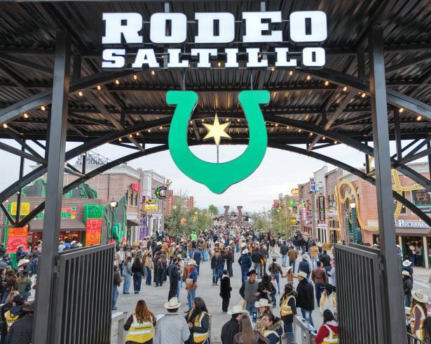 Expo Coahuila abrió sus puertas como nueva sede del Rodeo Saltillo.