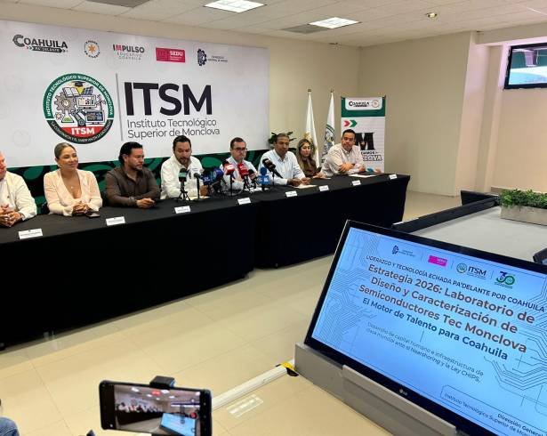 El Tecnológico de Monclova avanza en la formación de estudiantes especializados en semiconductores.
