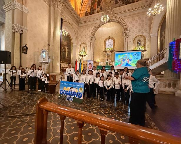 Celebran Concierto Misionero en el Templo de San Juan Nepomuceno con artistas saltillenses
