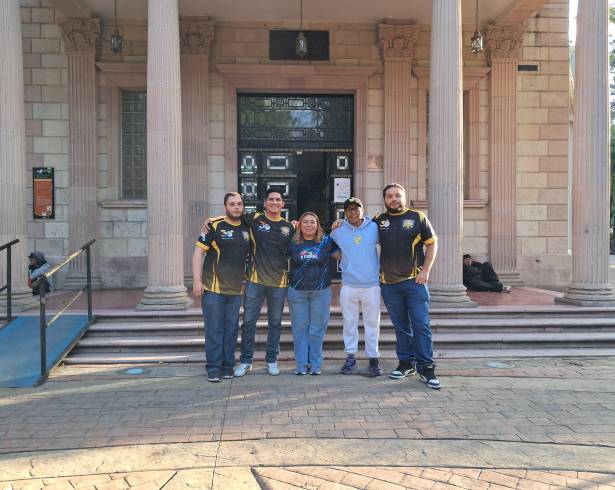 Jugadores saltillenses que participaron en el regional de Pokémon en Querétaro compartieron sus experiencias en el competitivo, destacando el nivel del torneo, la convivencia y el crecimiento de la comunidad local.