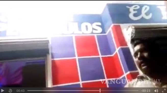 Denuncian en video a inspector ebrio de Monclova