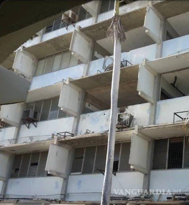 $!A este edificio de Caracas no le cayó un misil. Le cayó el socialismo de Chávez y Maduro.