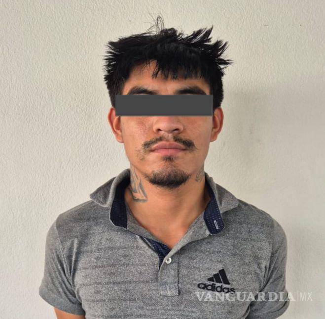 Detienen en Nuevo León a tres hombres en posesión de armas largas y drogas