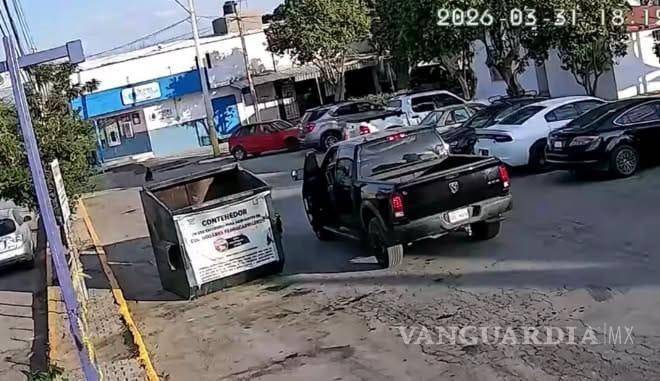 $!La vigilancia con cámaras permitió identificar a 42 responsables relacionados con el depósito ilegal de residuos en Torreón.