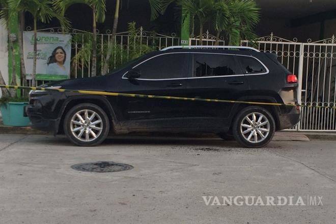 $!Balean casa y vehículo de candidata priista, en Veracruz