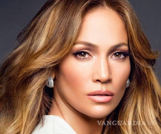 A Jennifer Lopez le advirtieron que no participara en ‘American Idol’ o su carrera terminaría