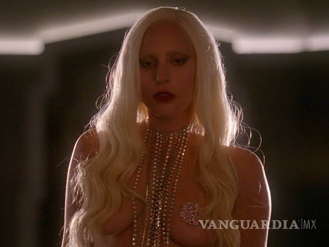 $!Lady Gaga y su sangrienta orgía para la TV