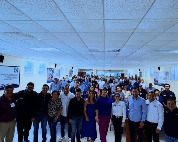 Integrantes del PAN Coahuila se reunieron para el anuncio de candidaturas a diputaciones locales rumbo al proceso electoral.