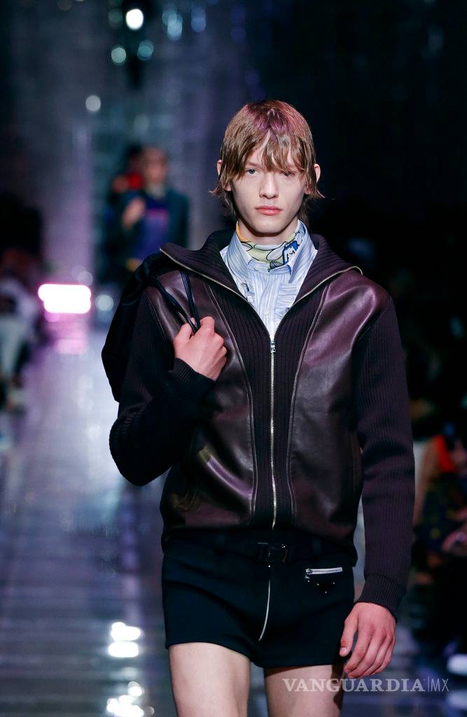 $!¿Hombres en minifalda? ¡Checa la colección de Prada para este verano! (Fotos)