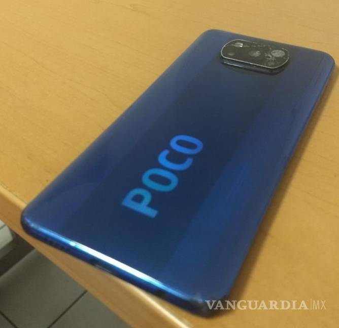 $!“Está roto por fuera, pero calienta mucho. Tiene detalles estéticos y el touch se vuelve loco de repente, estaba esperando a que dé sus últimos suspiros para cambiarlo por otro”, compartió.