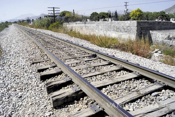 $!Silbato del tren; un ruido que lleva a la 'locura' a habitantes de la colonia Panteones