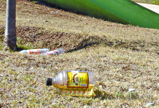 $!Basura, graffiti y hasta ingesta de alcohol en la zona extrema del Bosque Urbano Saltillo