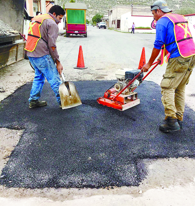 $!Los baches de Torreón, un barril sin fondo