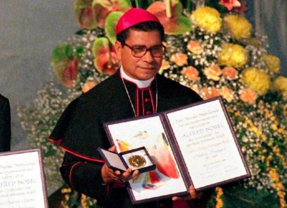 Ex-bispo e ganhador do Prêmio Nobel da Paz acusado de abuso sexual