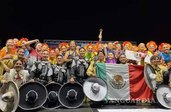 $!Con más de 200 reconocimientos, la agrupación universitaria se ha convertido en uno de los principales promotores de las tradiciones mexicanas en el extranjero.