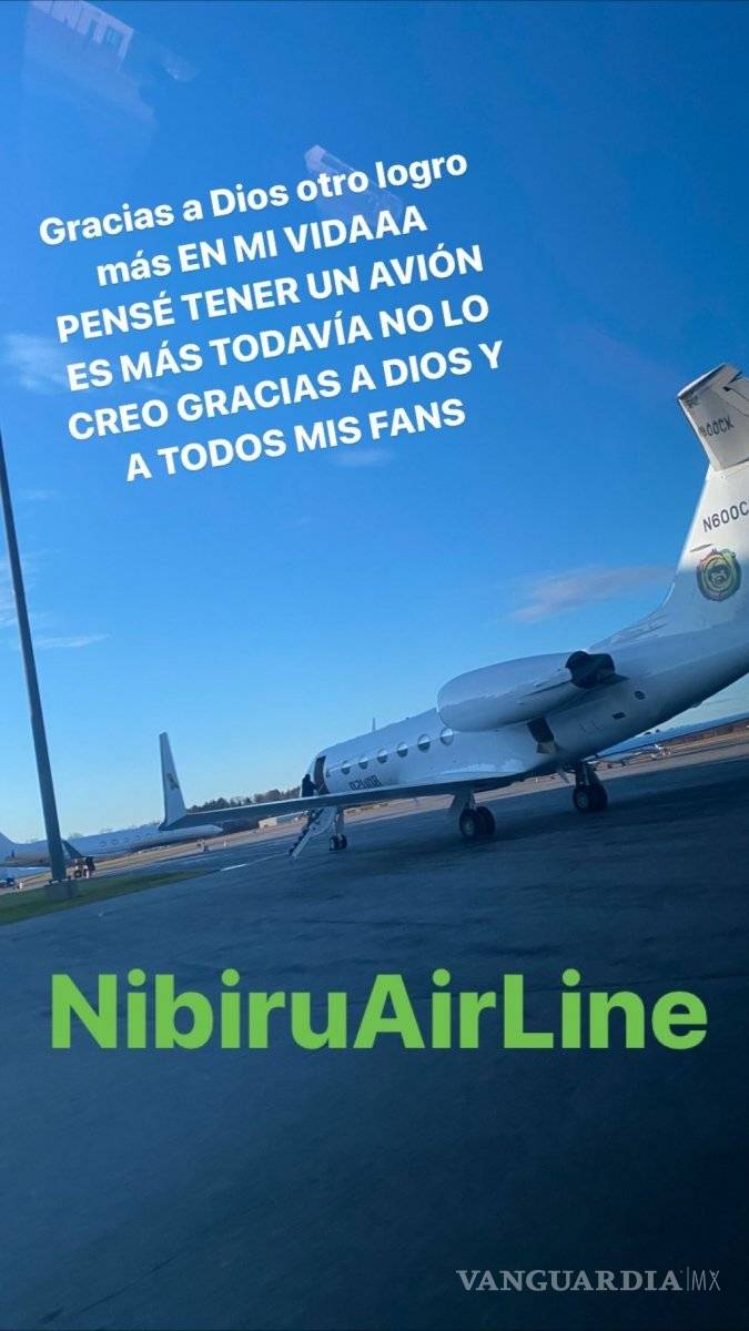 $!Ozuna se regala un avión privado de Navidad