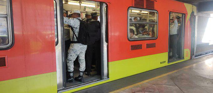 Guardia Nacional ya está en el Metro de la CDMX; no estarán armados, aclaran