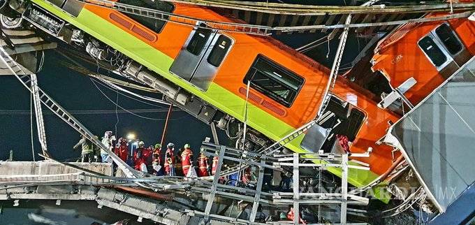 $!Negligencia gubernamental en tragedia del Metro, acusan vecinos y usuarios de Línea 12
