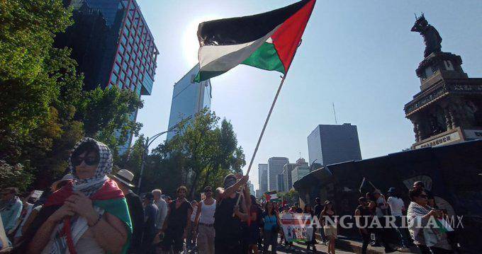 $!Protestan en CDMX contra bombardeos de Israel, exigen que México condene “genocidio”