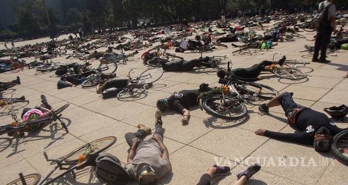 $!#LutoCiclista en CDMX, protestan por la muerte de ciclistas