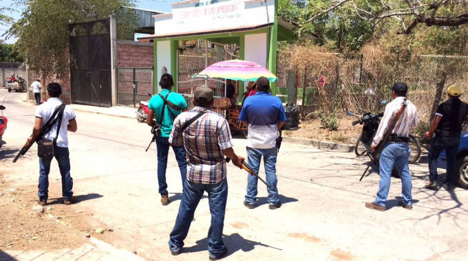 $!En Totolapan, Guerrero, denuncian ataque a balazos de 100 sicarios; se reportan siete muertos