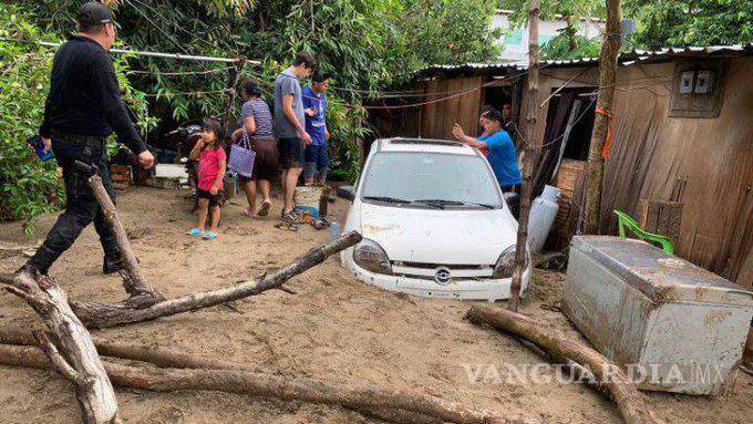 $!Huracán Roslyn deja al menos dos muertos en Nayarit