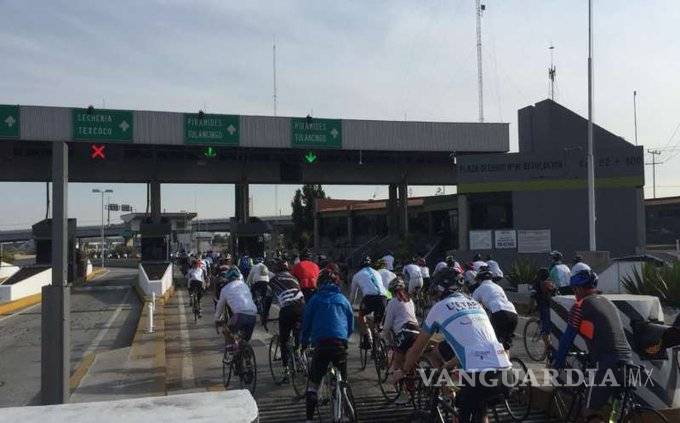 $!“No más ciclistas muertos”, exigen justicia para Alexia, estudiante de la UNAM atropellada