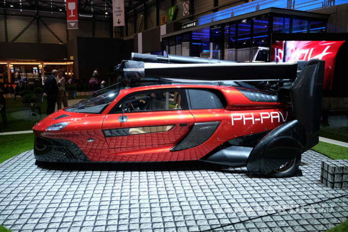 $!PAL-V Liberty, automóvil volador inspirado en James Bond