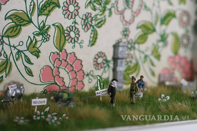 Lisa Swerlin: Literatura en miniatura