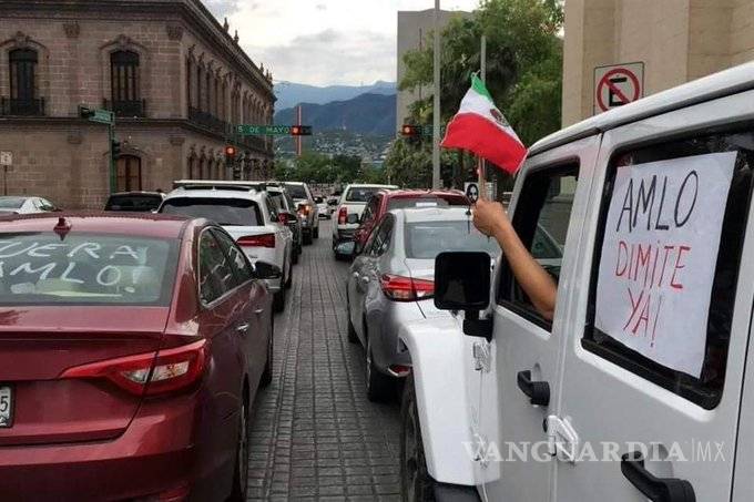 $!El #AMLOVETEYA suena de nuevo contra Obrador en varias partes del país