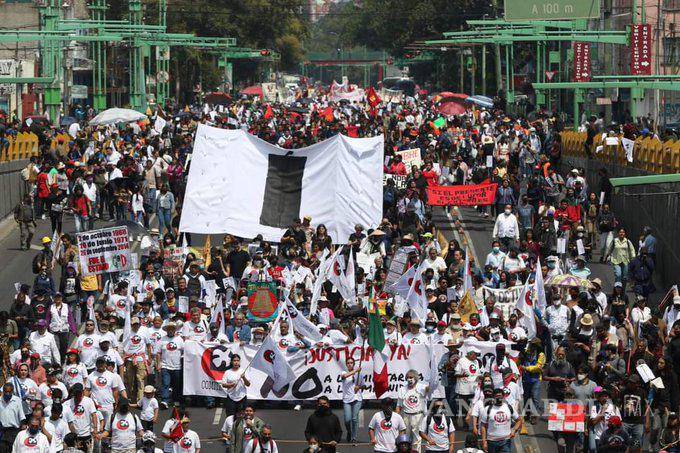 $!Rechazan plan de militarización del país en marcha del 2 de octubre de 1968