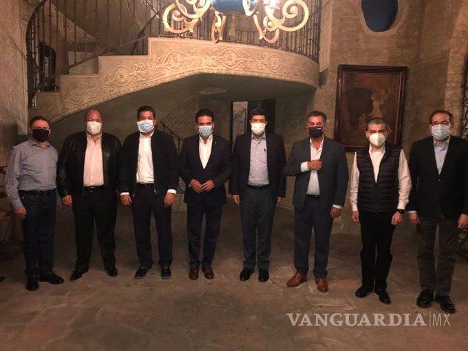 Gobernadores de la Alianza Federalista velan armas previo a reunión con AMLO