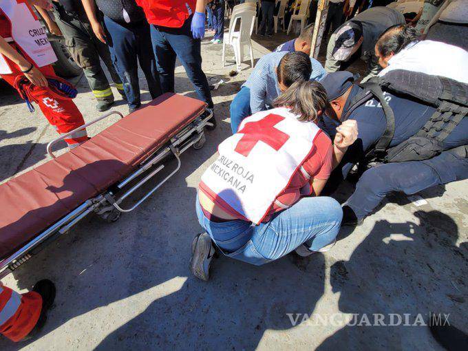 $!Atropellan a más de veinte adultos mayores en fila para cobrar pensión, en Tamaulipas