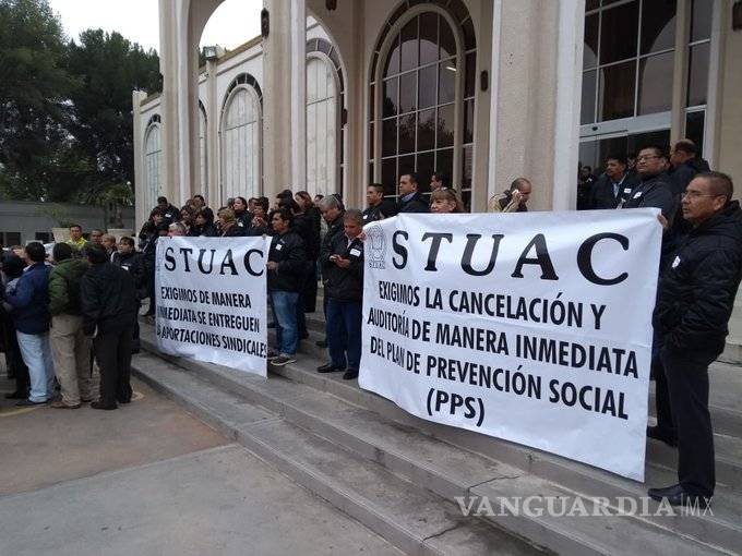 $!UAdeC responde a Sindicato de trabajadores tras protesta en Saltillo