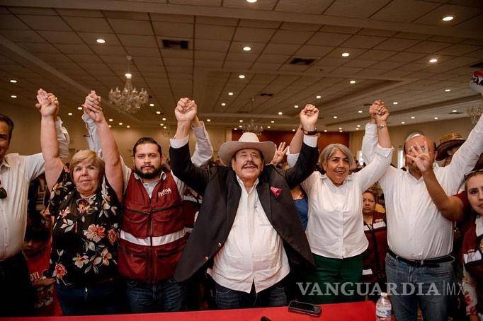 $!Armando Guadiana estuvo de gira por la Región Laguna, en donde abordó temas como el abasto de agua potable.