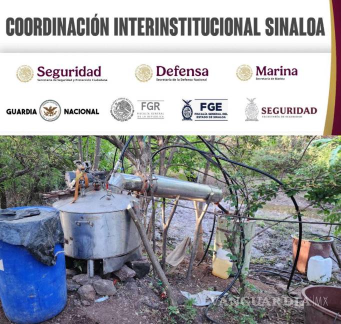 $!El Ejército Mexicano decomisó equipo y precursores químicos durante el aseguramiento de un narcolaboratorio en Culiacán.