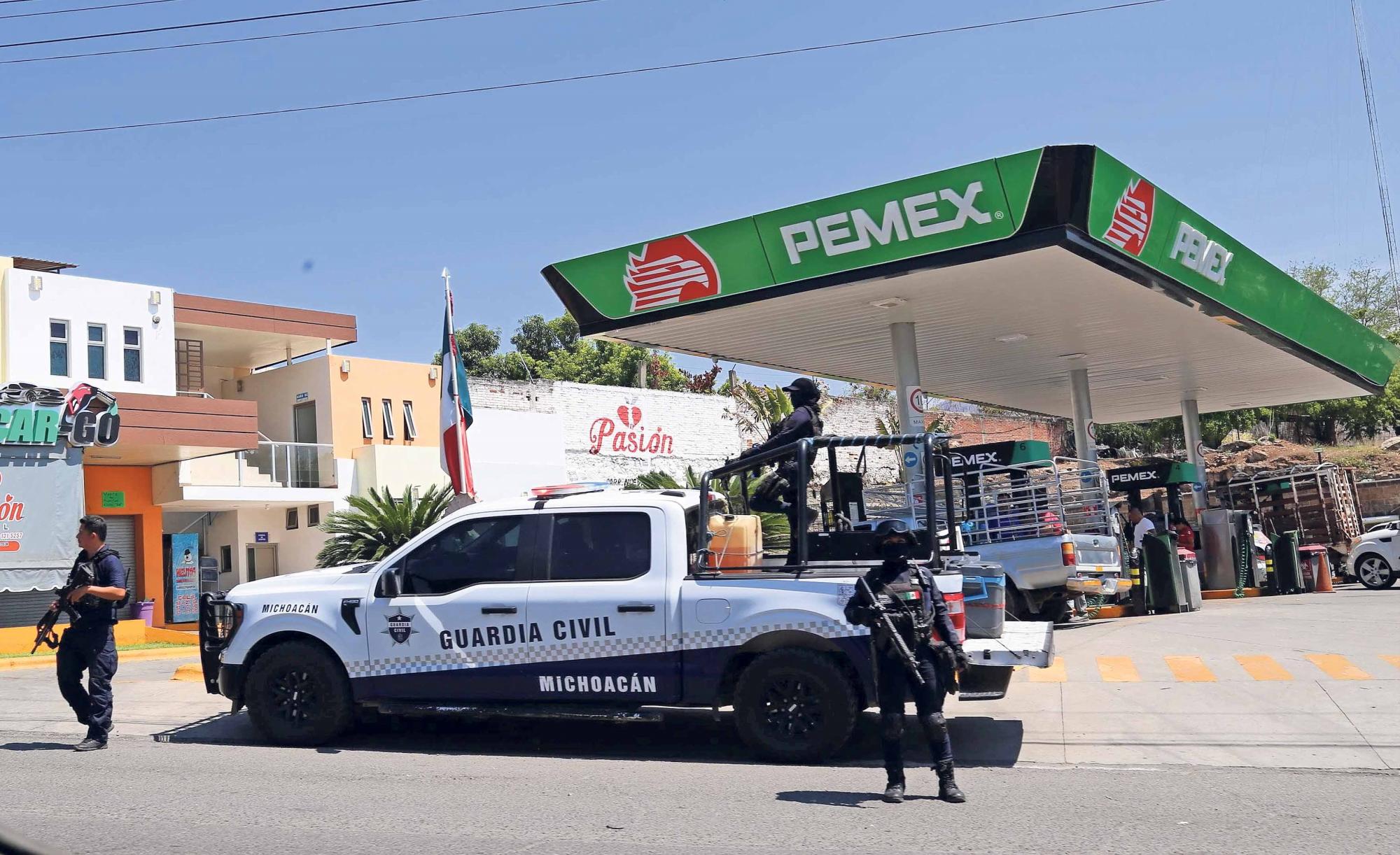 Sufren gasolineros de Michoacán, la extorsión de grupos del crimen organizado. Noticias en tiempo real