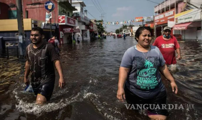 $!Se desborda el Río Grijalva en Tabasco y deja zonas bajo el agua en Villahermosa