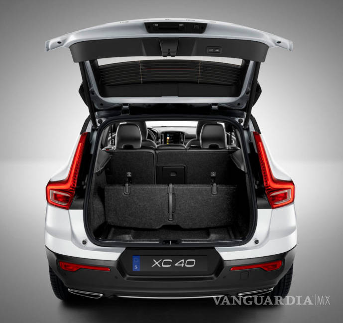 $!Volvo XC40 T2 alcanza una velocidad máxima de 180 km/h