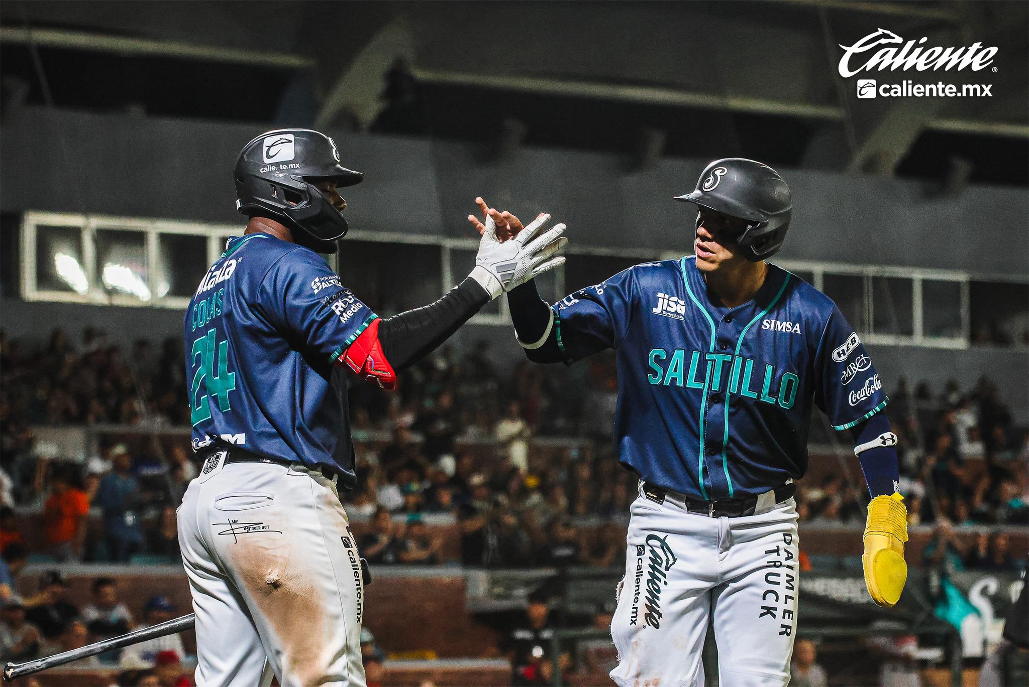 Wilmer Font lidera triunfo de Saraperos 6-2 sobre Monclova en el Madero