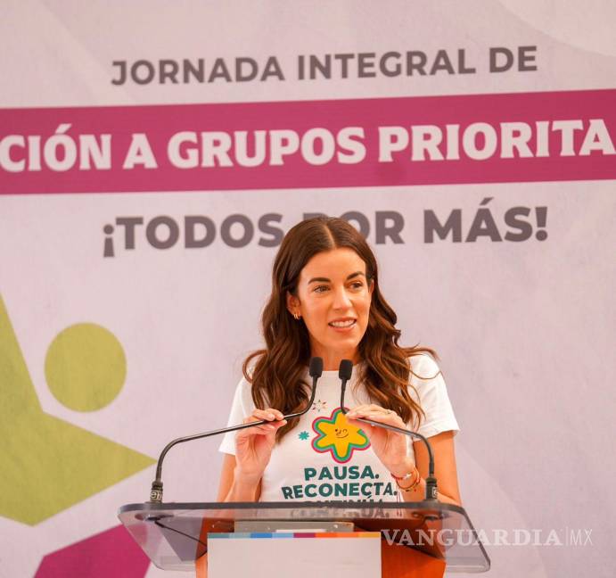 $!Paola Rodríguez, presidenta honoraria de Inspira Coahuila, destacó que la atención del cáncer debe ser integral, incluyendo medicamentos, apoyo psicológico, orientación nutricional y una red de acompañamiento