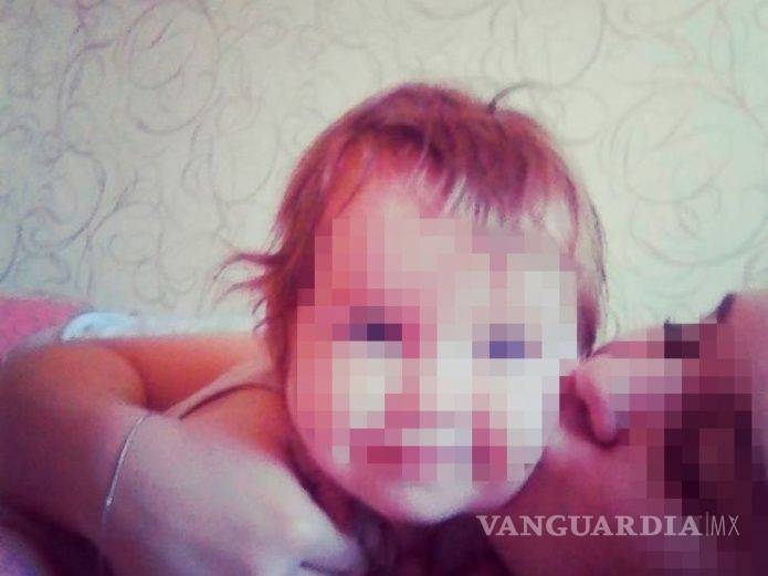 Bebé muere de hambre, su madre la abandonó una semana para irse 'de fiesta'