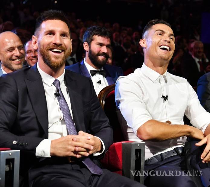 $!Cristiano Ronaldo planea una cena con Lionel Messi