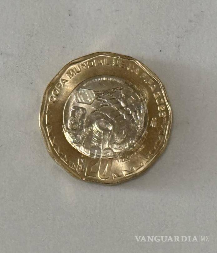 $!En algunas sucursales bancarias las monedas de 20 pesos ya comenzaron a agotarse debido a la alta demanda previa al arranque del torneo.